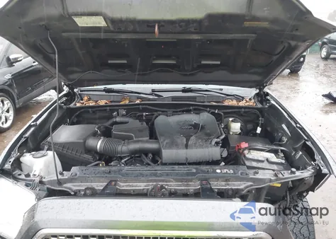 2017 Toyota Tacoma Trd Sport z USA, uszkodzony, nr VIN 5TFSZ5AN0HX050518